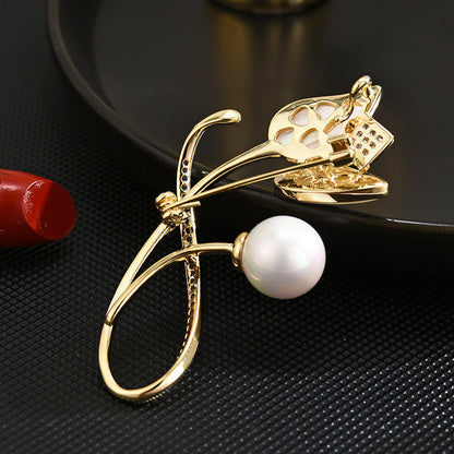 Mother-of-pearl Freshwater Pearl gold Tulip Brooch