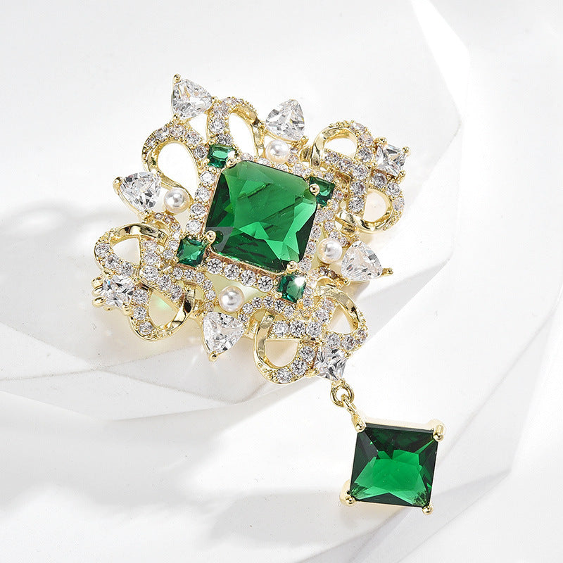 Emerald Flower Brooch