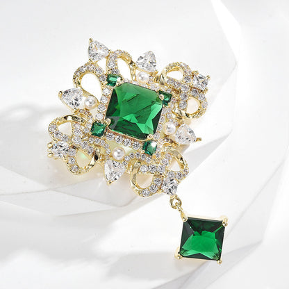 Emerald Flower Brooch