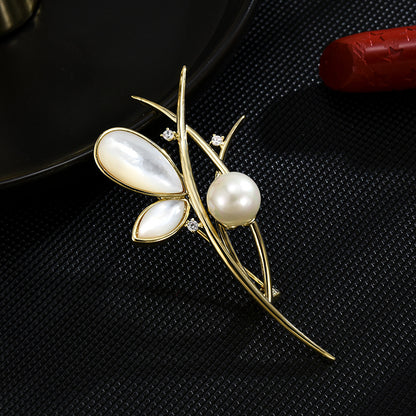 Mother-of-Pearl Sapphire Clover Brooch