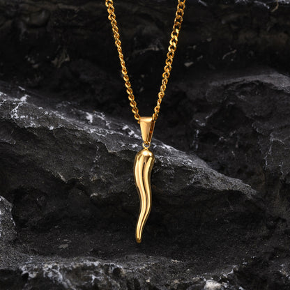 Chili Pendant Necklace (Gold)